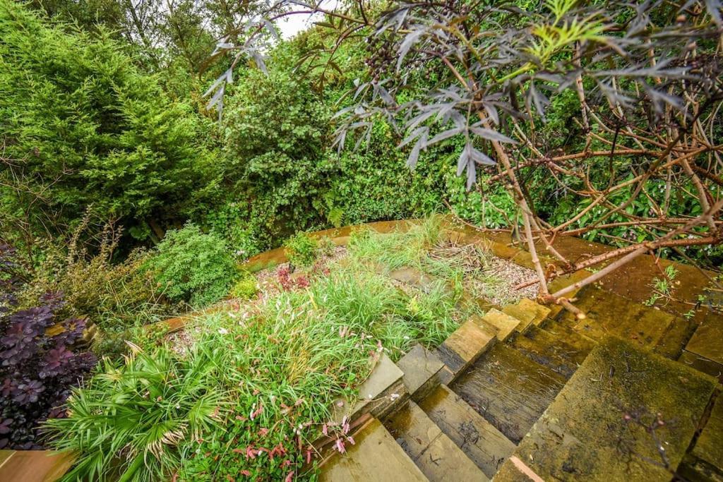 Luxurious & Tranquil Riverside Getaway Great Harwood Extérieur photo