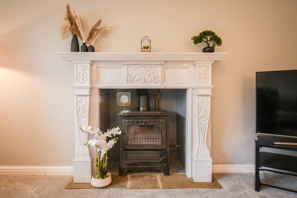 Luxurious & Tranquil Riverside Getaway Great Harwood Extérieur photo