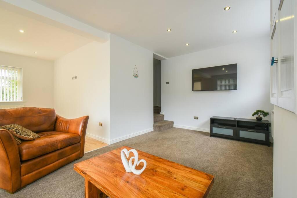 Luxurious & Tranquil Riverside Getaway Great Harwood Extérieur photo